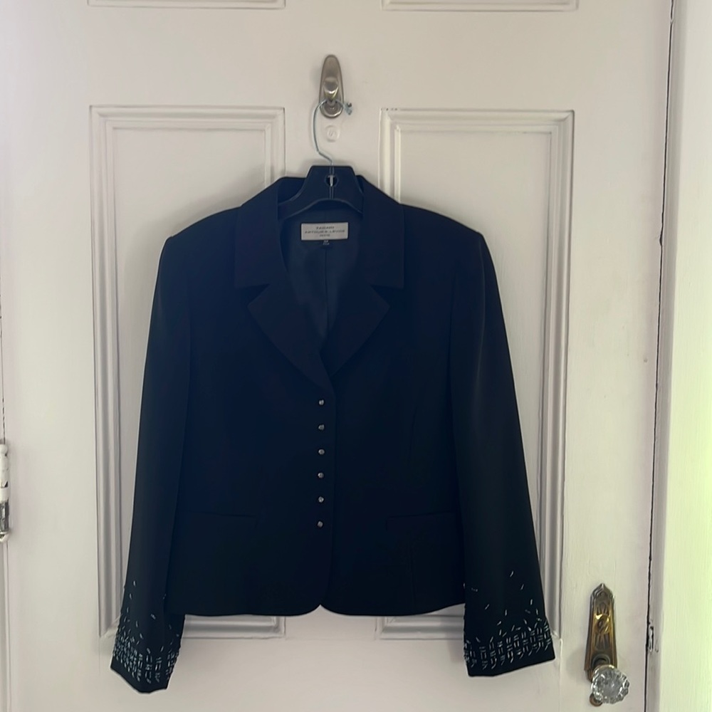 Tahari Women’s Blazer & Skirt 10P